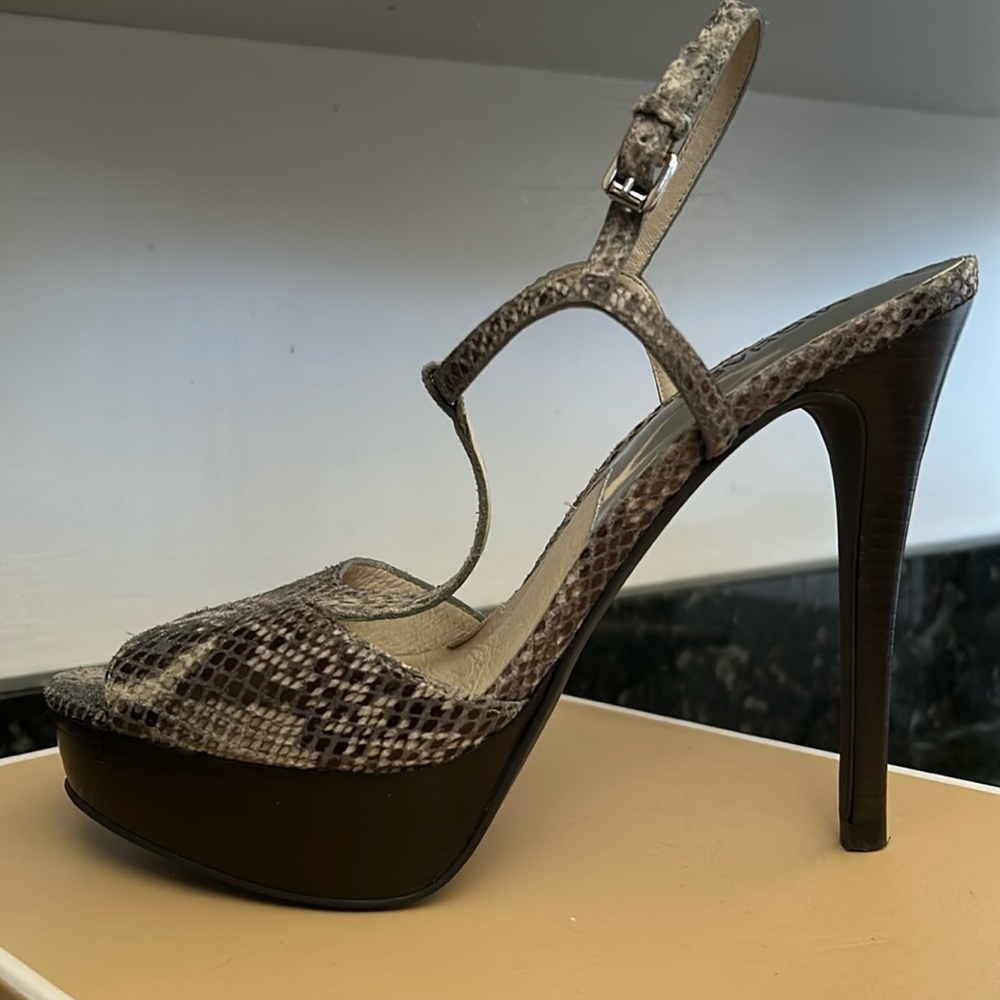 MICHAEL Michael Kors FELICIA T STRAP Color Dark Sand Snake Size 8M